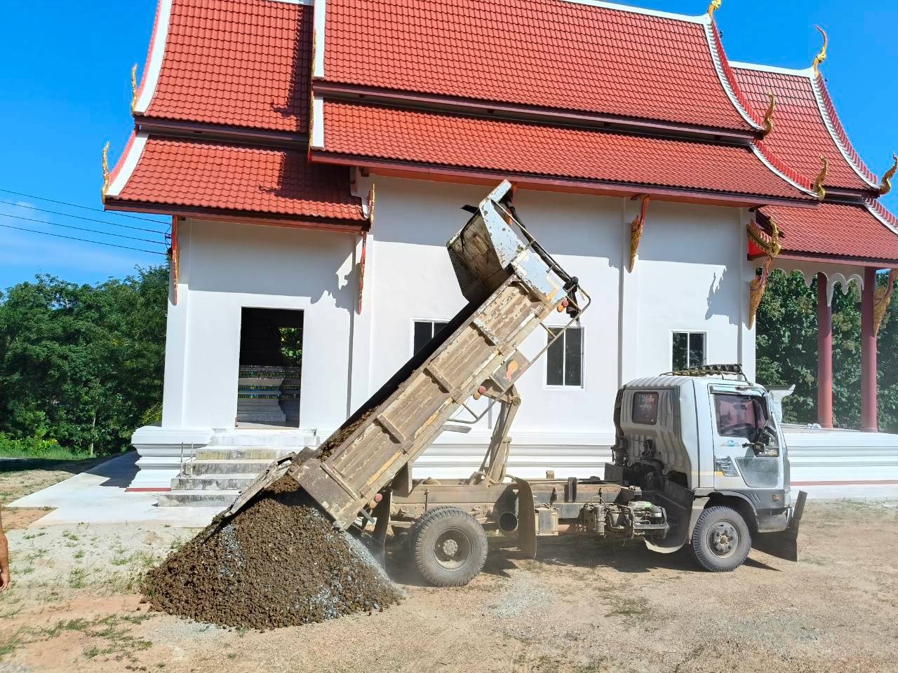 LINE_ALBUM_จิตอาสา วัดดงพระเจ้า ????_261021_18