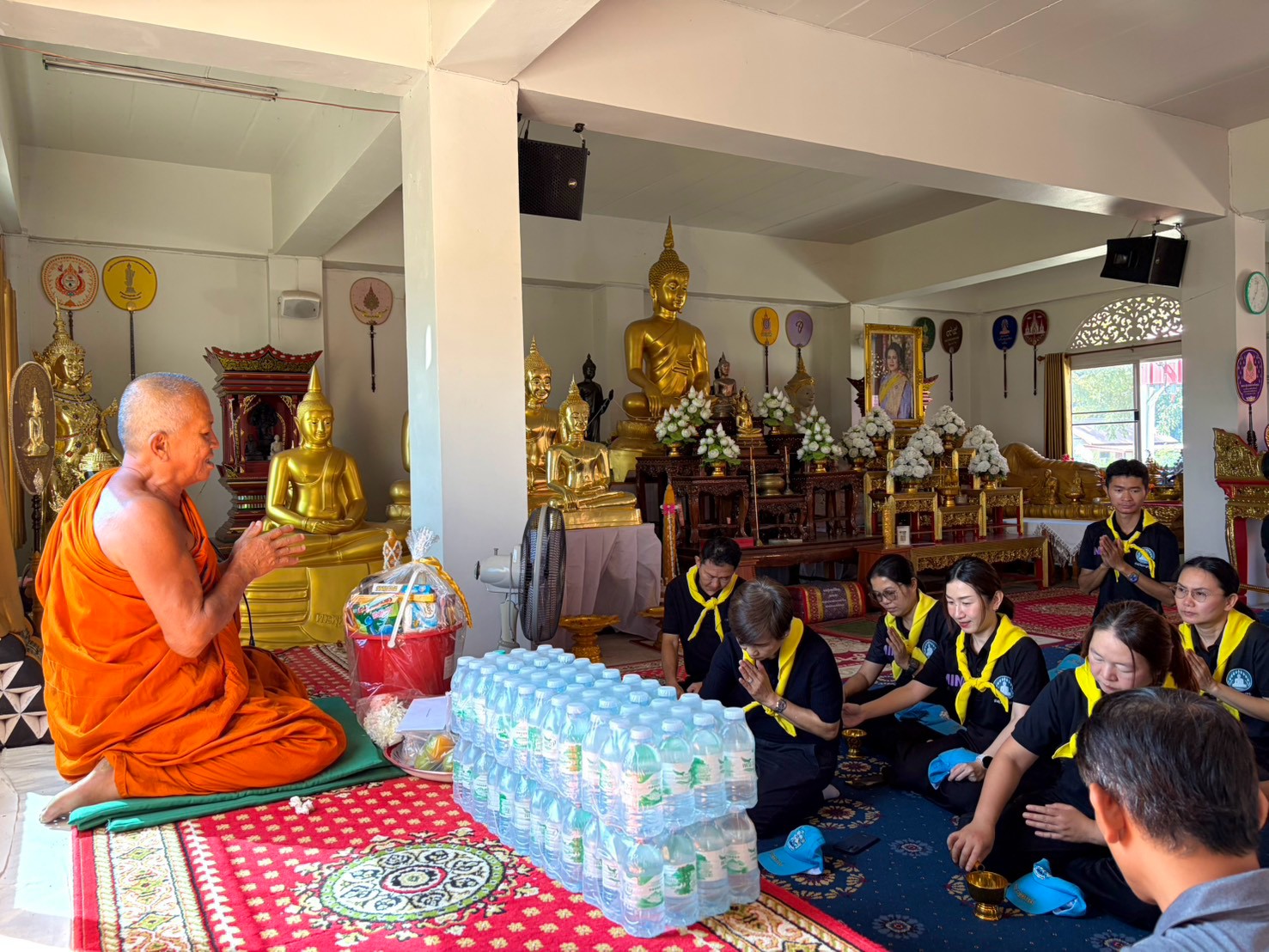 LINE_ALBUM_จิตอาสา วัดดงพระเจ้า ????_261021_54