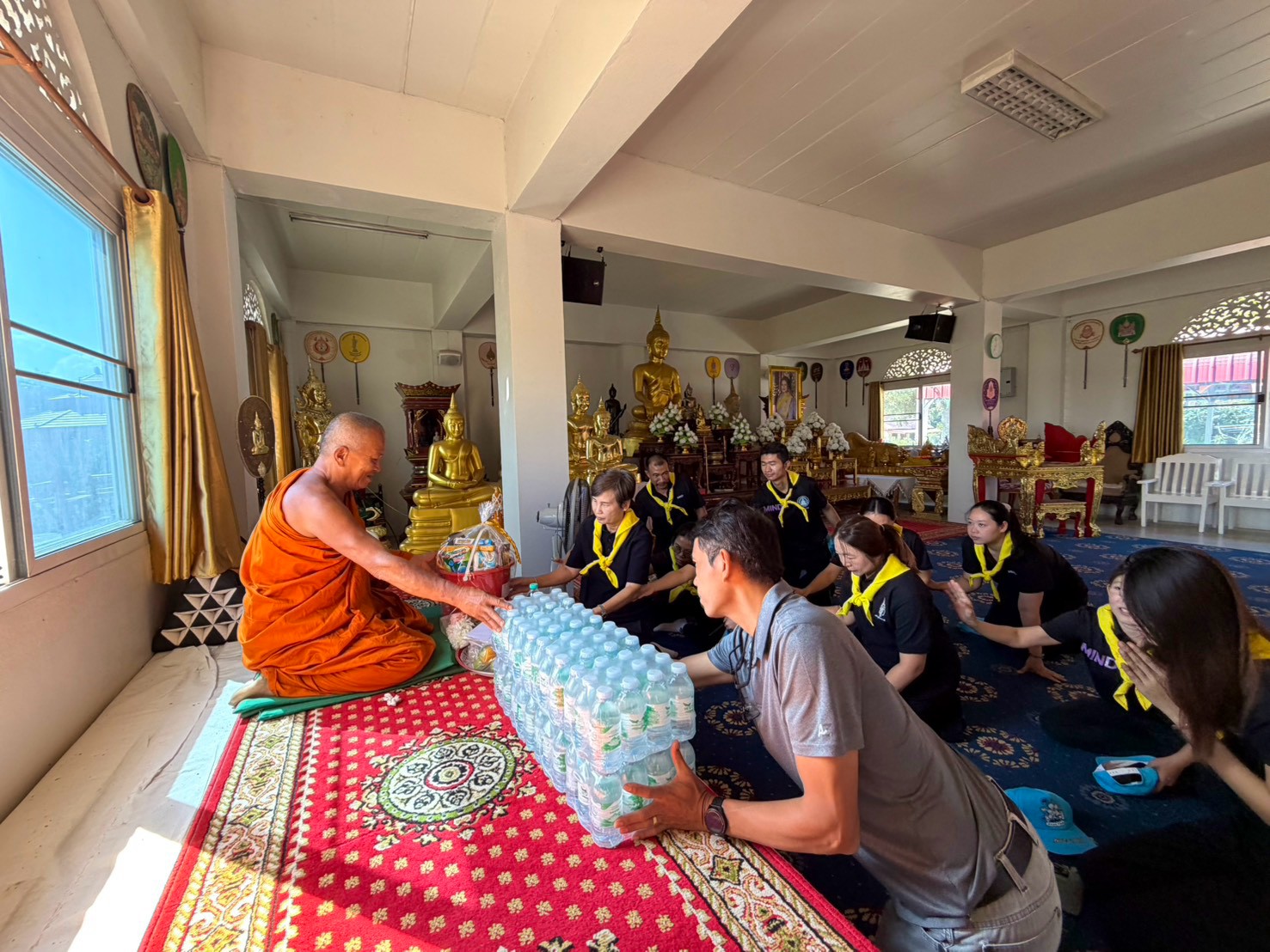 LINE_ALBUM_จิตอาสา วัดดงพระเจ้า ????_261021_62